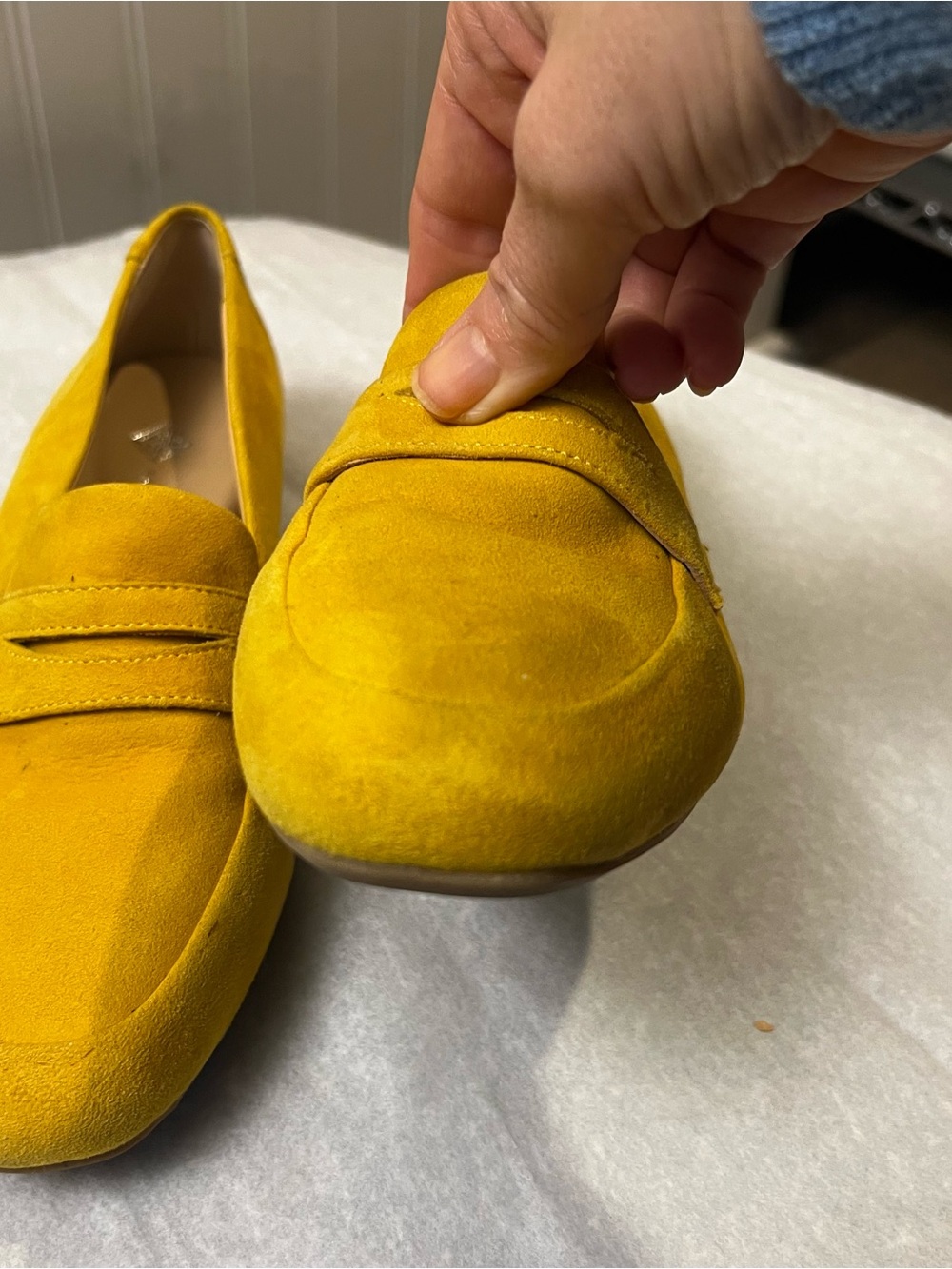 Antonio Melani Suede penny loafers in mustard yellow size 7 1/2 - Picture 4 of 12